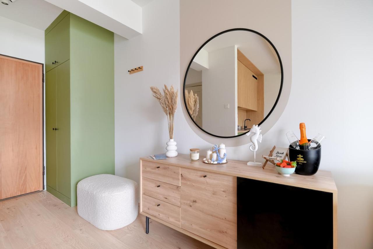 Apartment 4 Pory Roku- 200m Plaza, Prywatny Parking